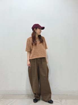 「アイテム（カーゴパンツ）」を使った、MOMOKAさん（レディース・154cm）の秋コーディネート