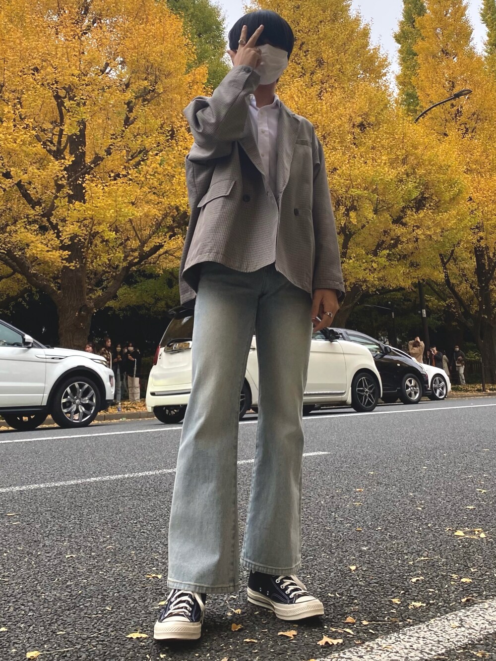 「私の推しブランド、休日スタイル、シンプルコーデ、冬のコーデ、ビッグシルエット、シンプル、冬コーデ、韓国ファッション、BTS、フレアパンツ」｜「MASONPRINCEの【M.P Studios】ヴィンテージ加工 ウエストゴム ワイドデニム（デニムパンツ、ブルー系）」を使った、Keisukeさん（メンズ・169cm）の冬コーディネートの1枚目の写真