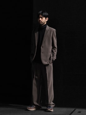 「アイテム（Tシャツ/カットソー）」を使った、SHUさん（メンズ・170cm）の秋コーディネート