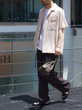 「ATTACHMENT（アタッチメント）のスムースレザー スライドサンダル / SMOOTH LEATHER SLIDE SANDAL（サンダル、ブラック系）」を使った、SHUさん（メンズ・170cm）の夏コーディネート