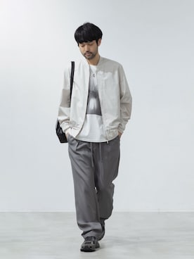 「ATTACHMENT（アタッチメント）のアイテム（バッグ）」を使った、SHUさん（メンズ・170cm）の春コーディネート