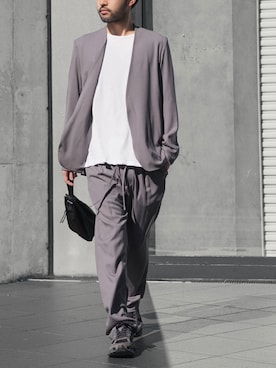 「ATTACHMENT（アタッチメント）のアイテム（スラックス）」を使った、SHUさん（メンズ・170cm）の春コーディネート