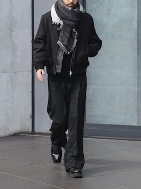 「アイテム（ストール/ショール）」を使った、SHUさん（メンズ・170cm）の冬コーディネート