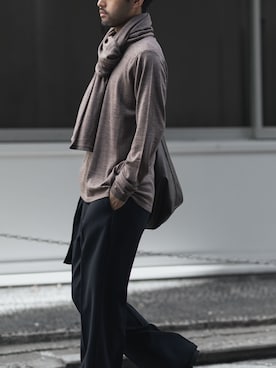 「アイテム（ストール/ショール）」を使った、SHUさん（メンズ・170cm）の秋コーディネート