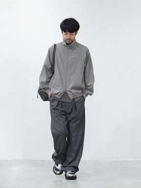 「ATTACHMENT（アタッチメント）のアイテム（バッグ）」を使った、SHUさん（メンズ・170cm）の春コーディネート