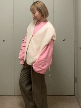 「アイテム（ミリタリージャケット、ホワイト系）」を使った、さ〜こさん（レディース・156cm）の冬コーディネート