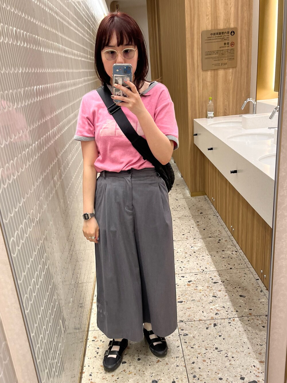 「NIKE、COS、Y's、used、vintage」｜「Y'sのアイテム（サンダル、ブラック系）」を使った、あさん（レディース・159cm）の夏コーディネートの1枚目の写真