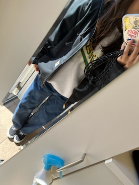 「Carhartt（カーハート）のアイテム（ジャケット/アウター）」を使った、きゃおさん（レディース・163cm）の春コーディネート