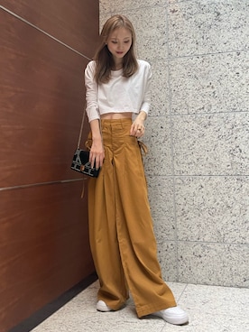 「Christian Dior（クリスチャンディオール）のアイテム」を使った、chixxさん（レディース・165cm）の秋コーディネート