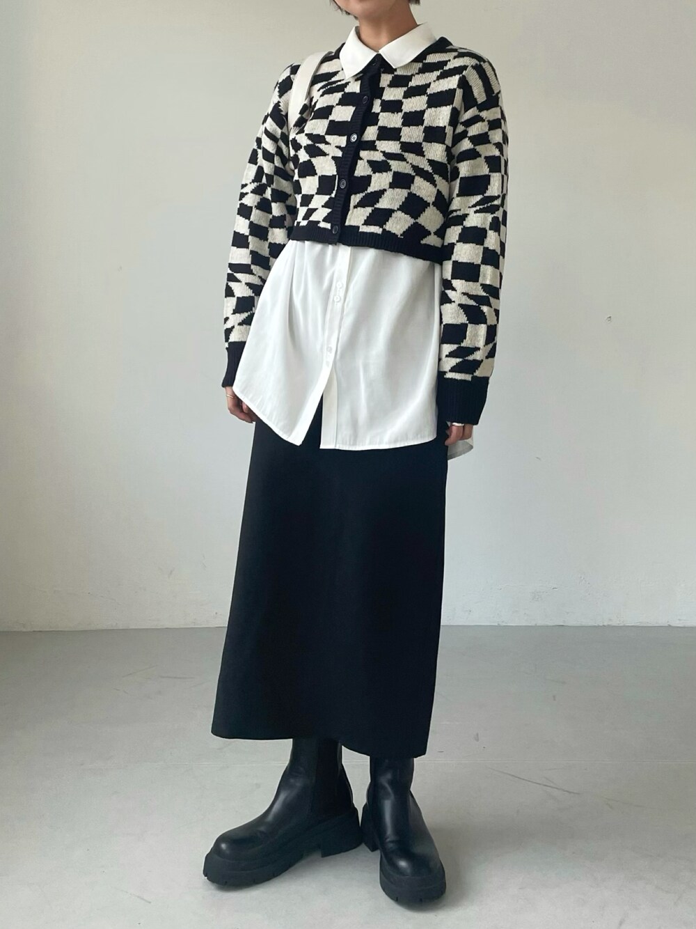 その他 F3 ハイウエストパイピングスリットナロースカート 260437を使った