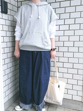 「ごきげんウィーク」｜「アイテム（パーカー）」を使った、ばな奈さん（レディース・157cm）の春コーディネート