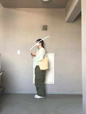 「R&D.M.Co OLDMAN’S TAILOR（オールドマンズテイラー）のアイテム（トップス）」を使った、wabisukeさん（レディース・160cm）の秋コーディネート