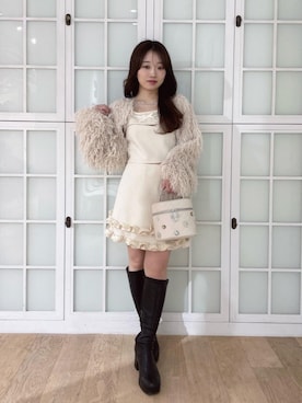 「MAJESTIC LEGON（マジェスティックレゴン）の【WEB限定アイテム】美脚ストレッチロングブーツ（ブーツ、ブラック系）」を使った、もちをさん（レディース・144cm）の春コーディネート