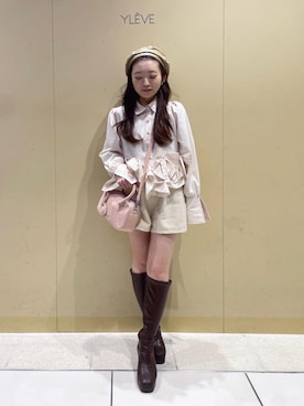 「MAJESTIC LEGON（マジェスティックレゴン）の美脚ストレッチロングブーツ（ブーツ、ブラウン系）」を使った、もちをさん（レディース・144cm）の春コーディネート