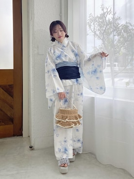 「MAJESTIC LEGON（マジェスティックレゴン）のミルフィーユフリル厚底サンダル（サンダル、グレー系）」を使った、もちをさん（レディース・144cm）の春コーディネート