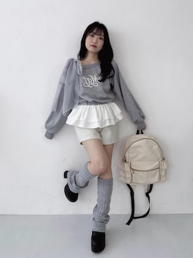 「MAJESTIC LEGON（マジェスティックレゴン）のサイドフリルリュック（バックパック/リュック、ホワイト系）」を使った、もちをさん（レディース・144cm）の夏コーディネート