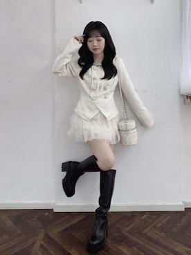 「MAJESTIC LEGON（マジェスティックレゴン）のパール×ビジューバニティバッグ（ハンドバッグ、ホワイト系）」を使った、もちをさん（レディース・144cm）の夏コーディネート