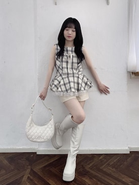 「MAJESTIC LEGON（マジェスティックレゴン）のハイウエストショートパンツ（その他パンツ、ホワイト系）」を使った、もちをさん（レディース・144cm）の夏コーディネート