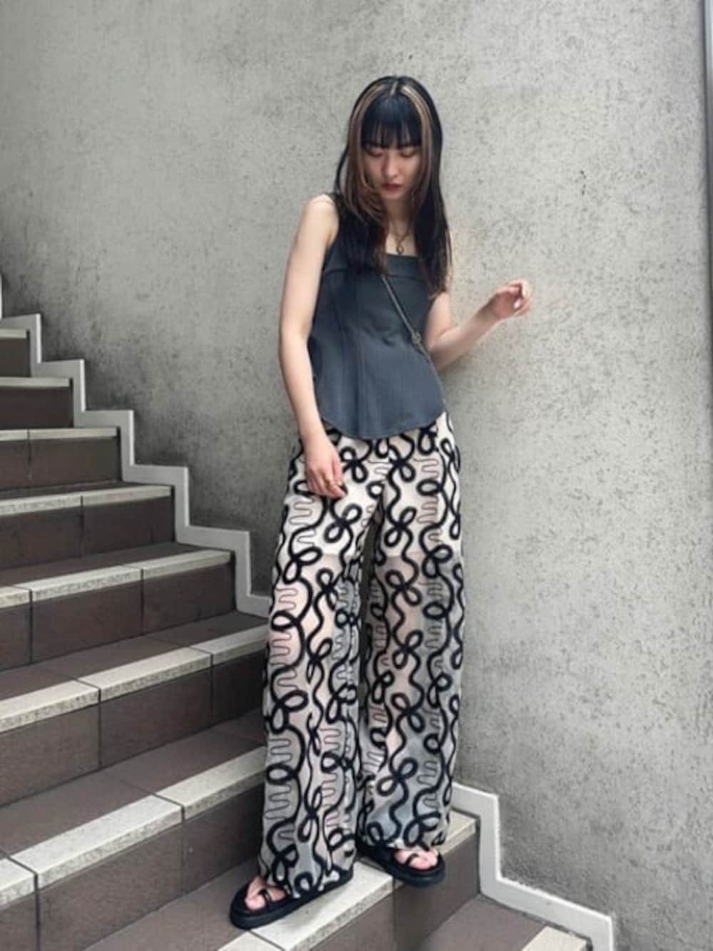 maisonspecial エンブロイダリーシアーワイドパンツ maisonspecial エンブロイダリーシアーワイドパンツ - メルカリ