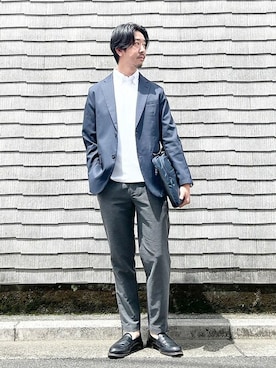 「アイテム（ビジネスバッグ、ブルー系）」を使った、大田さん（メンズ・176cm）の春コーディネート