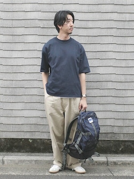 「アイテム（バックパック/リュック、ブルー系）」を使った、大田さん（メンズ・176cm）の春コーディネート