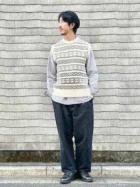 「アイテム（ベスト）」を使った、大田さん（メンズ・176cm）の秋コーディネート