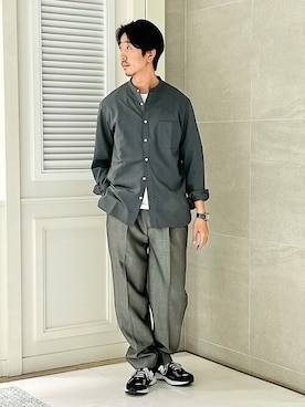 「クルーネックTシャツ」｜大田さん（メンズ・176cm）の春コーディネート