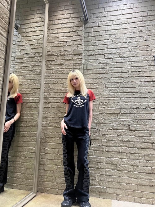 SNAKE LOOP柄デニムフレアパンツ　ヒステリックグラマー　黒25 SNAKE LOOP柄デニムフレアパンツ（デニムパンツ）｜HYSTERIC