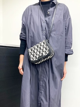 「EMODA（エモダ）のアイテム（バッグ）」を使った、VITA ROSAさん（レディース・162cm）の冬コーディネート