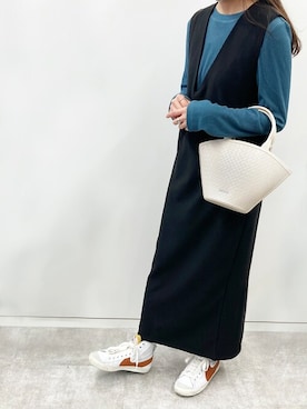 「EMODA（エモダ）のアイテム（バッグ）」を使った、VITA ROSAさん（レディース・162cm）の春コーディネート