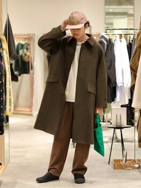 「JOURNAL STANDARD relume（ジャーナルスタンダード　レリューム）のアイテム（ステンカラーコート）」を使った、JOURNAL STANDARD relumeさん（メンズ・174cm）の秋コーディネート