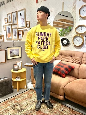 「ストレートパンツ」｜「アイテム（スウェット）」を使った、JOURNAL STANDARD relumeさん（メンズ・173cm）の冬コーディネート