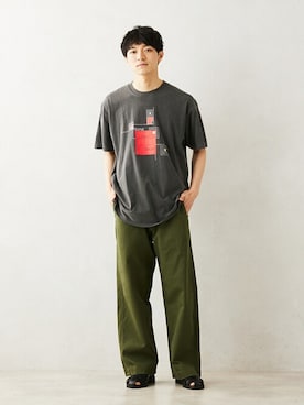 「アートTシャツ」｜JOURNAL STANDARD relumeさん（メンズ・176cm）の春コーディネート
