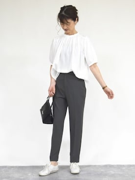 「MKミッシェルクラン」｜「アイテム（スラックス）」を使った、MKミッシェルクランさん（レディース・165cm）の春コーディネート