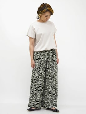 「花柄パンツ」｜MKミッシェルクランさん（レディース・158cm）の夏コーディネート