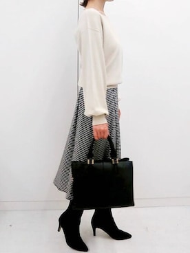 「OFUON（オフオン）のアイテム」を使った、MKミッシェルクランさん（レディース・151cm）の秋コーディネート