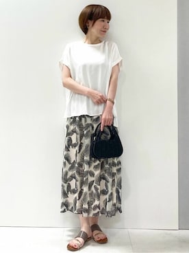 「MK MICHEL KLEIN（エムケーミッシェルクラン）のアイテム」を使った、MKミッシェルクランさん（レディース・157cm）の夏コーディネート
