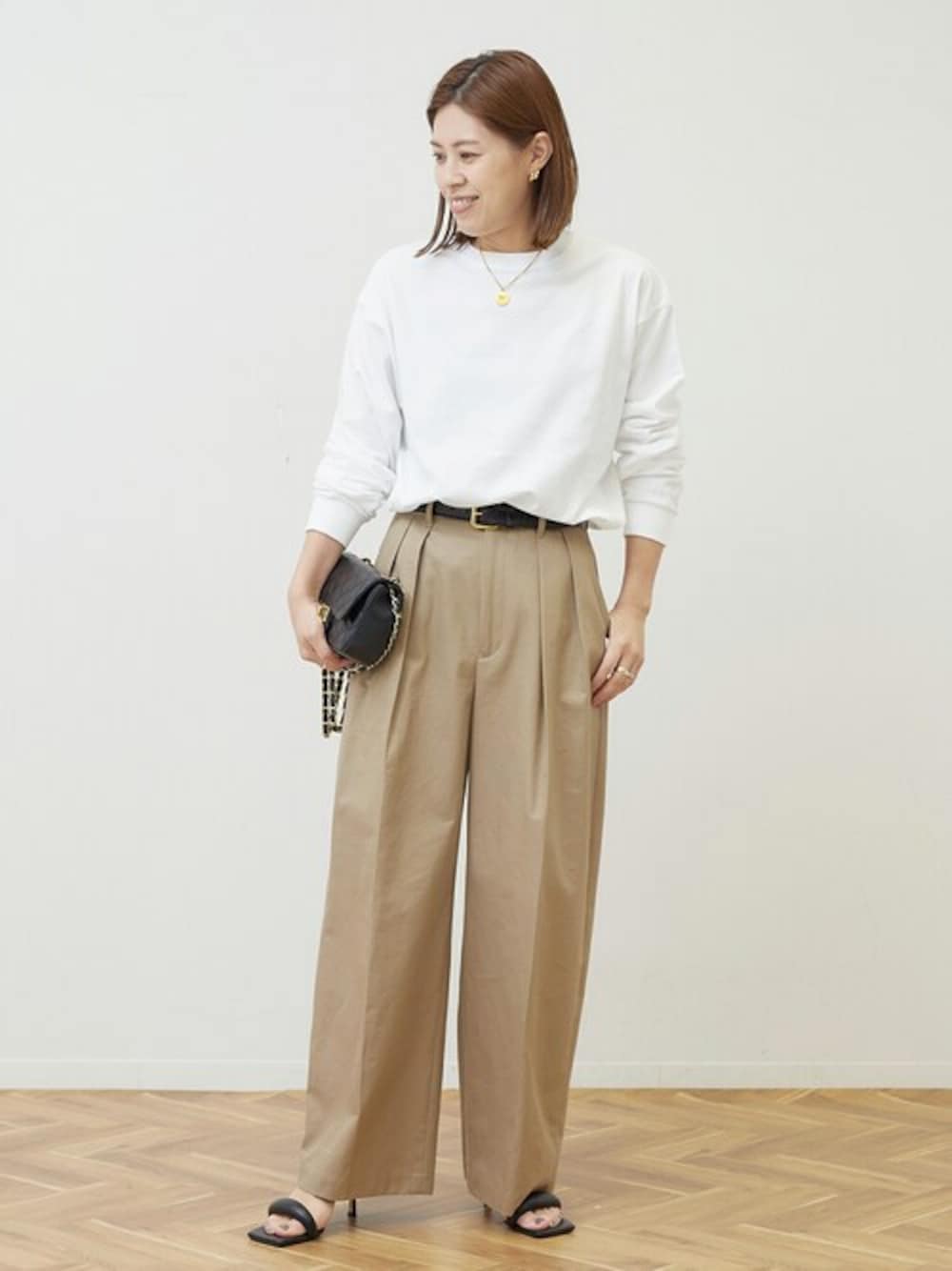 FINXギャバ　チノパンツ 追加2》FINXギャバ チノパンツを使った人気ファッションコーディネート