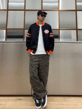 「ワイドパンツ 」｜「アイテム（スタジャン）」を使った、Linさん（メンズ・177cm）の秋コーディネート