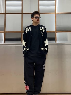 「ワイドパンツ 」｜「アイテム（スウェットパンツ）」を使った、Linさん（メンズ・177cm）の冬コーディネート