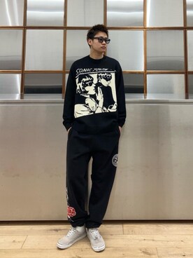 「ワイドパンツ 」｜「アイテム（スウェットパンツ）」を使った、Linさん（メンズ・177cm）の冬コーディネート