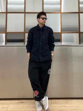 「ワイドパンツ 」｜「アイテム（スウェットパンツ）」を使った、Linさん（メンズ・177cm）の冬コーディネート