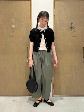 「アイテム（カーディガン/ボレロ、ブラック系）」を使った、bulle de savonさん（レディース・166cm）の春コーディネート