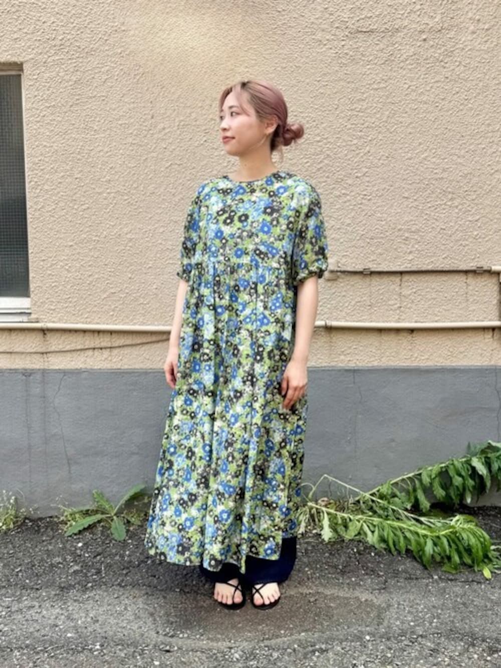 ヒナギクプリント ワンピースを使ったレディース人気ファッション