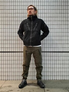 「G-STAR RAW（ジースターロゥ）のアイテム（ミリタリージャケット）」を使った、G-Star RAWさん（メンズ・178cm）の冬コーディネート