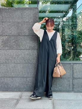 「Vネック」｜「アイテム（サロペット/オーバーオール）」を使った、meさん（レディース・151cm）の秋コーディネート