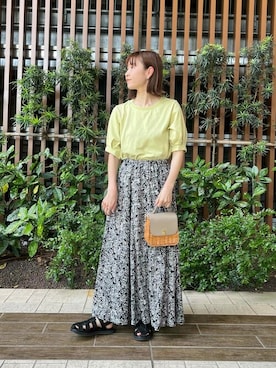 「URBAN RESEARCH Sonny Label（アーバンリサーチサニーレーベル）のアイテム（スカート）」を使った、SonnyLabel WOMENさん（レディース・157cm）の夏コーディネート