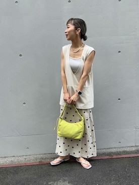 「URBAN RESEARCH Sonny Label（アーバンリサーチサニーレーベル）のアイテム（ベスト）」を使った、SonnyLabel WOMENさん（レディース・160cm）の夏コーディネート