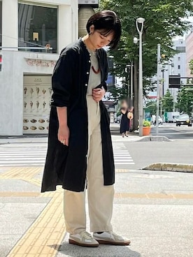 「ホワイトパンツ」｜「アイテム（スニーカー）」を使った、BILLY'S STAFFさん（レディース・165cm）の夏コーディネート