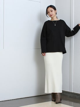 「ナロースカート」｜SocialGIRLさん（レディース・169cm）の秋コーディネート